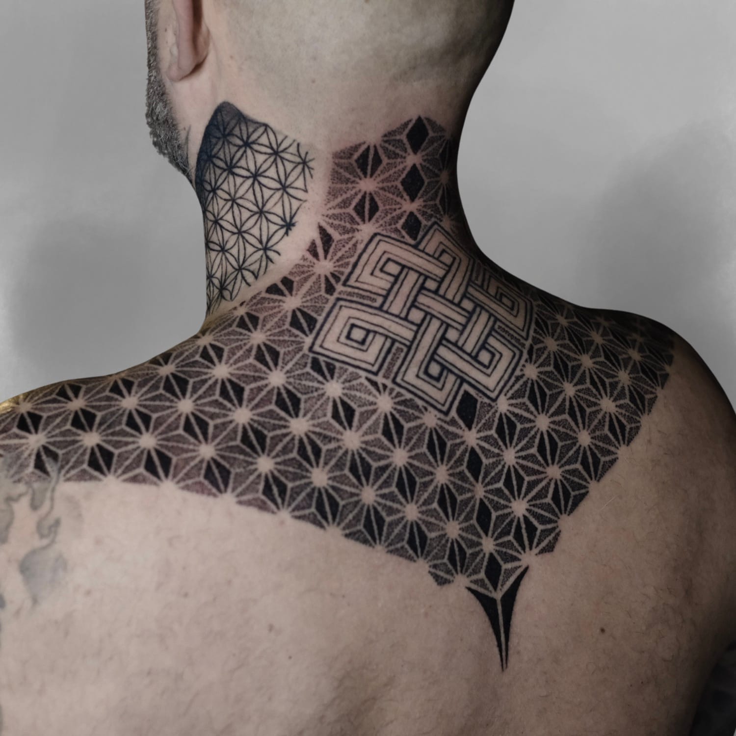 Manchester Tattoo Artist: Custom Geometric and Ornamental Tattoos 3 1