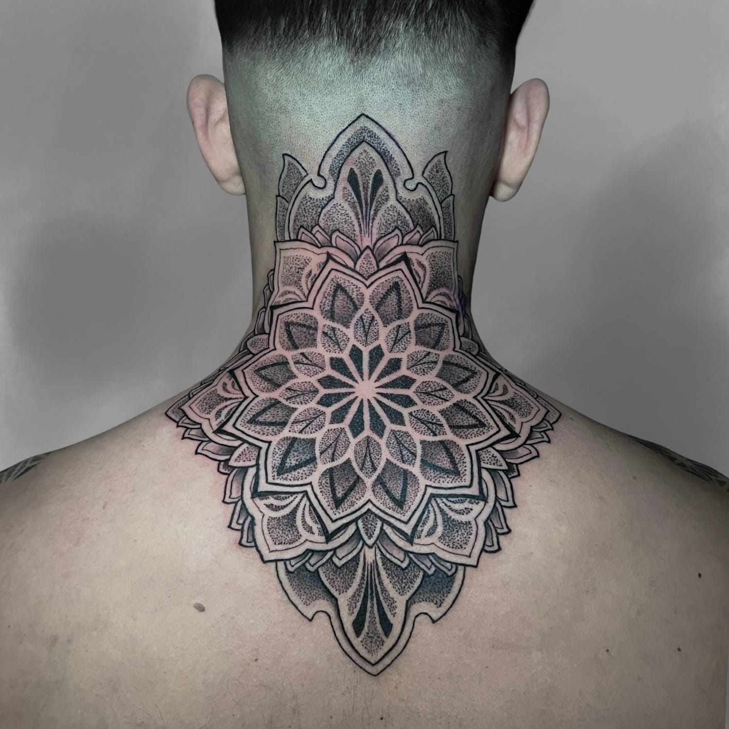 Manchester Tattoo Artist: Custom Geometric and Ornamental Tattoos 4 5